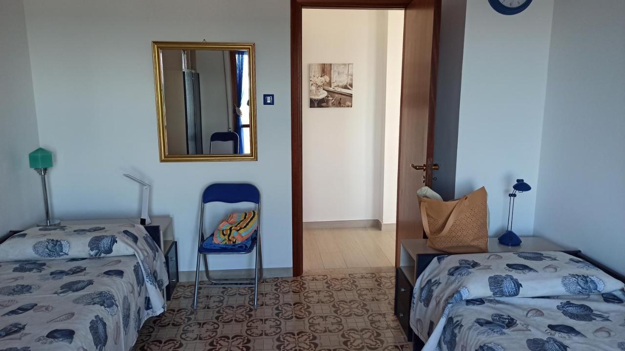 Appartamento Alba Rosa Francavilla Al Mare Bagian luar foto